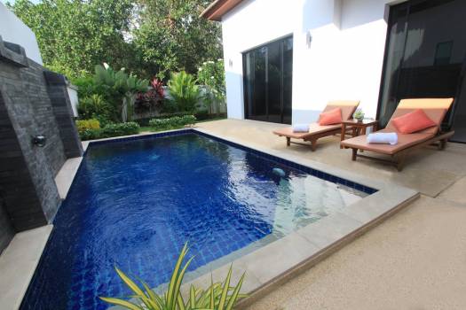 Private Pool Villa In Rawai RAW12