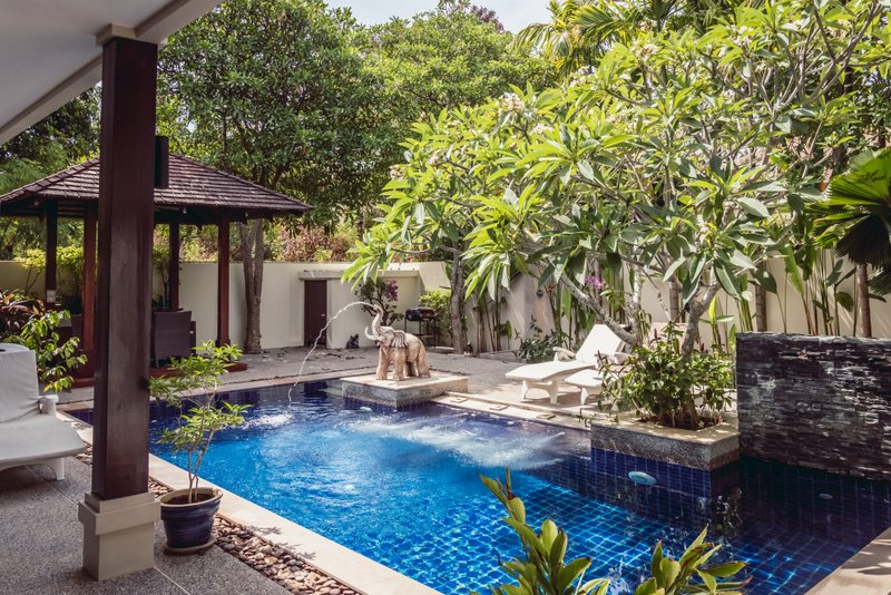 Raw17 Grand Villa With Pool In Rawai Phuket