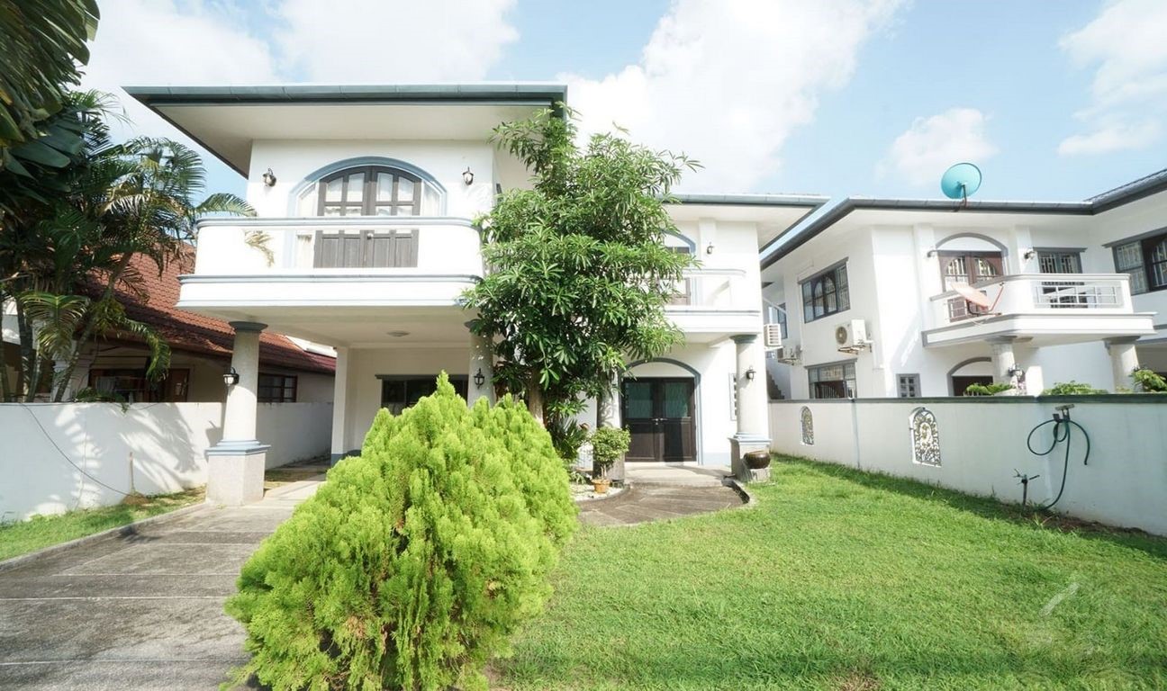 Rent Lake View House In Kathu Abyss Phuket Real Estate Agency