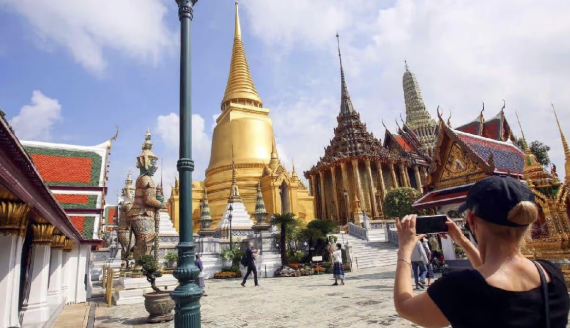 25 million visitors expected in Thailand, boosting the economy through increased tourism